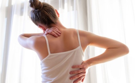 Dolori muscolari: cause, sintomi e rimedi della mialgia